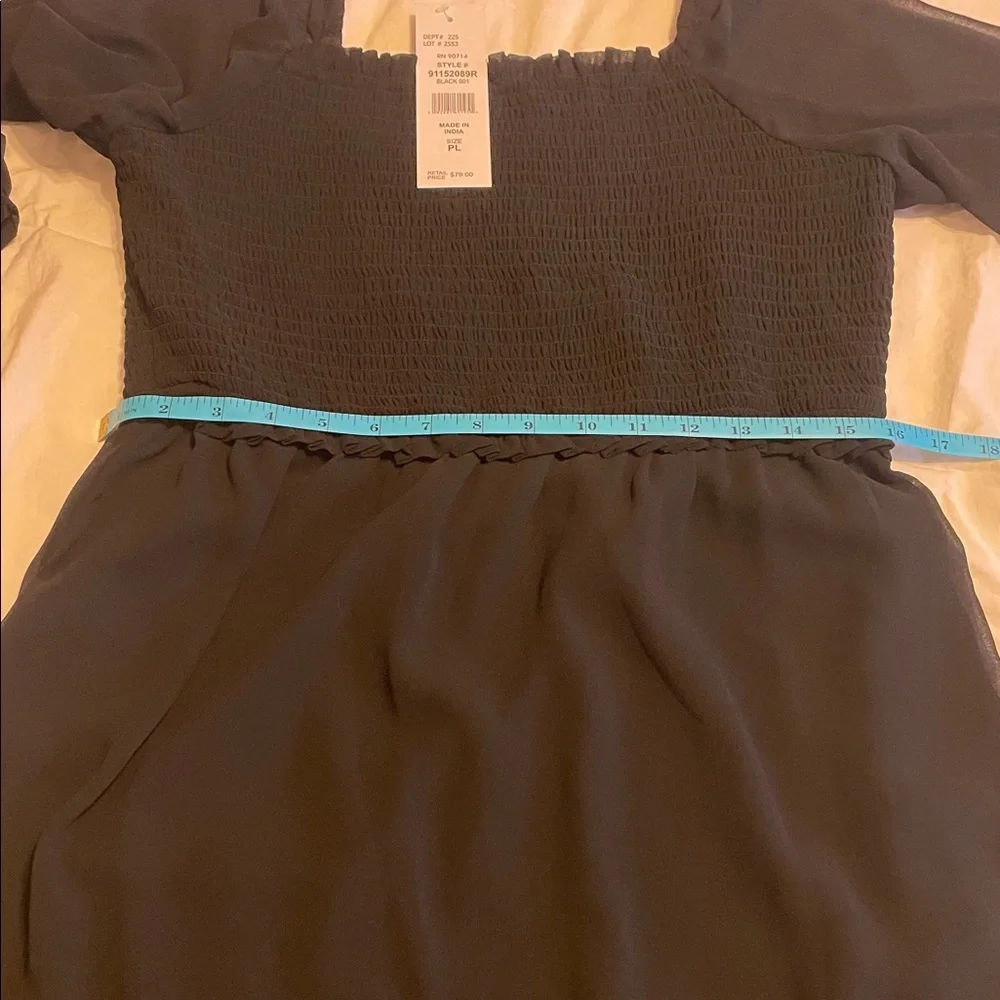 NWT Little black dress in petite large with sheer sleeves - Picture 5 of 9